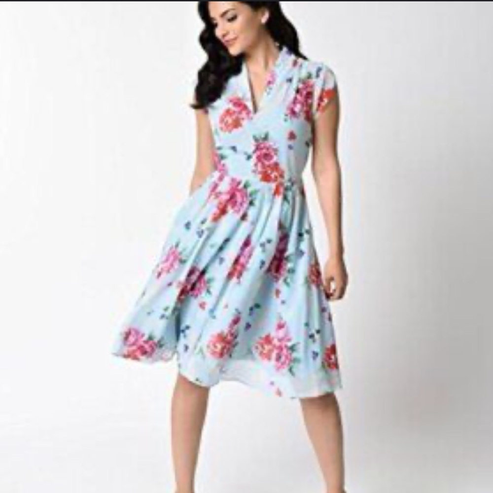 Hell Bunny Vixen Retro Floral Dress NWOT
